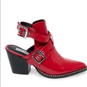 Steve Madden POWERED bootie